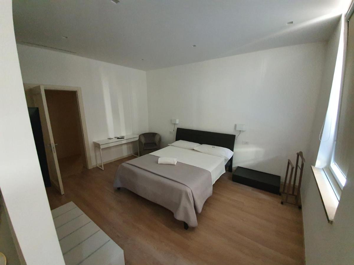 Mi Casa Es Tambien Tu Casa Vips Otel Verona Dış mekan fotoğraf