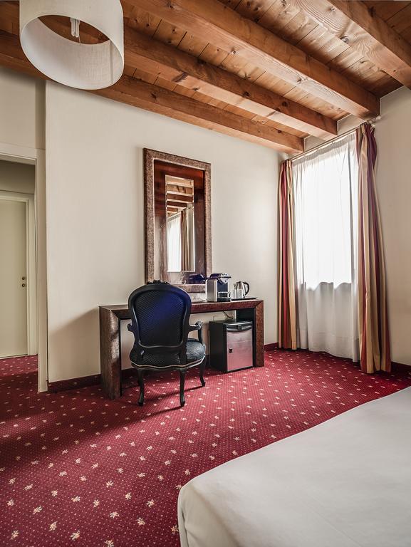 Mi Casa Es Tambien Tu Casa Vips Otel Verona Oda fotoğraf