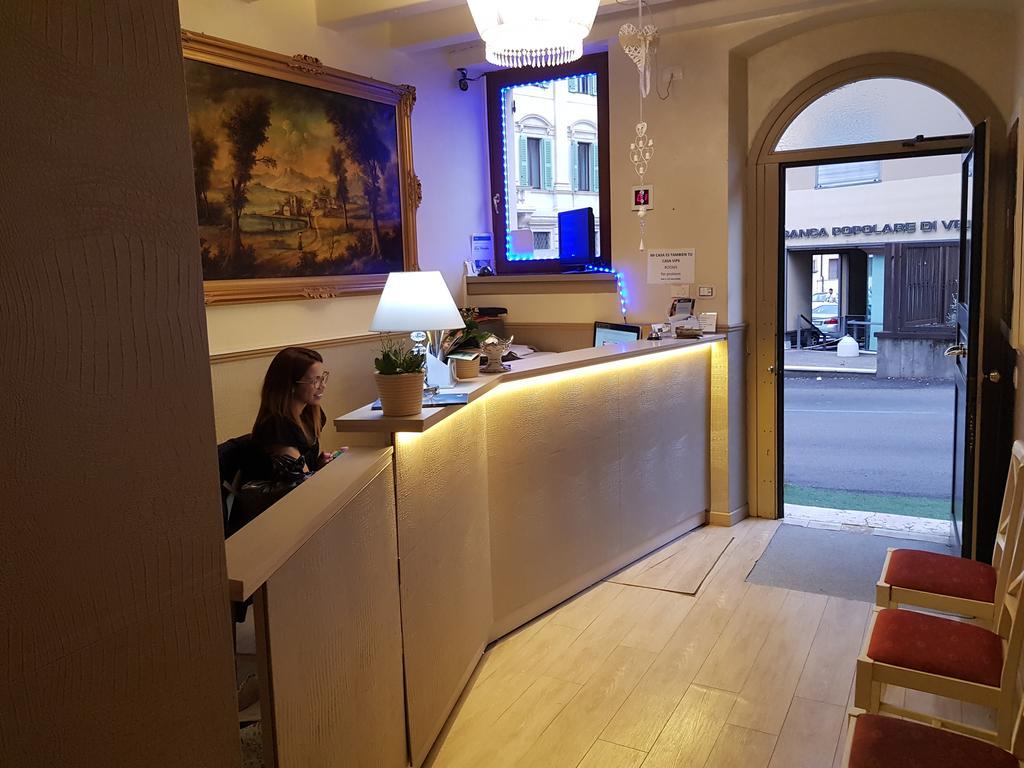 Mi Casa Es Tambien Tu Casa Vips Otel Verona Dış mekan fotoğraf