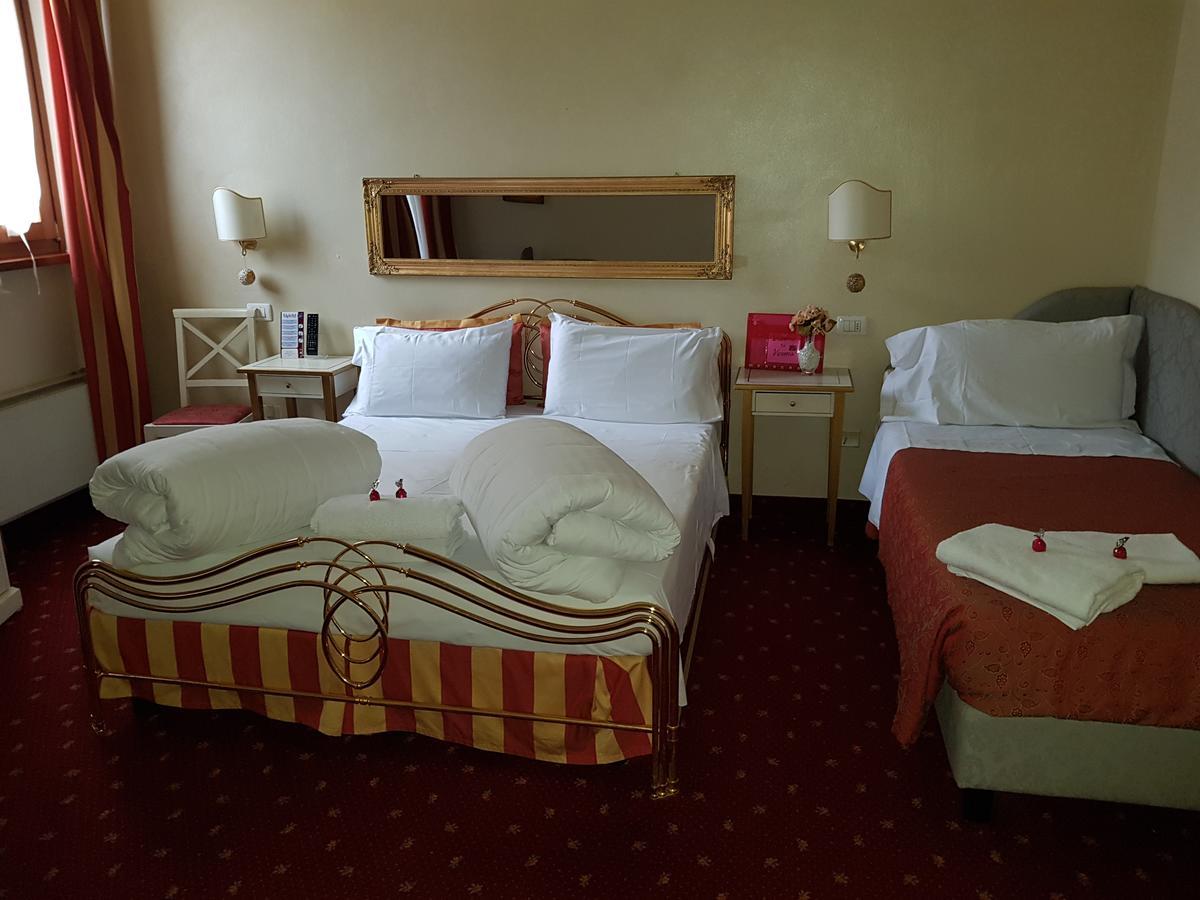 Mi Casa Es Tambien Tu Casa Vips Otel Verona Dış mekan fotoğraf