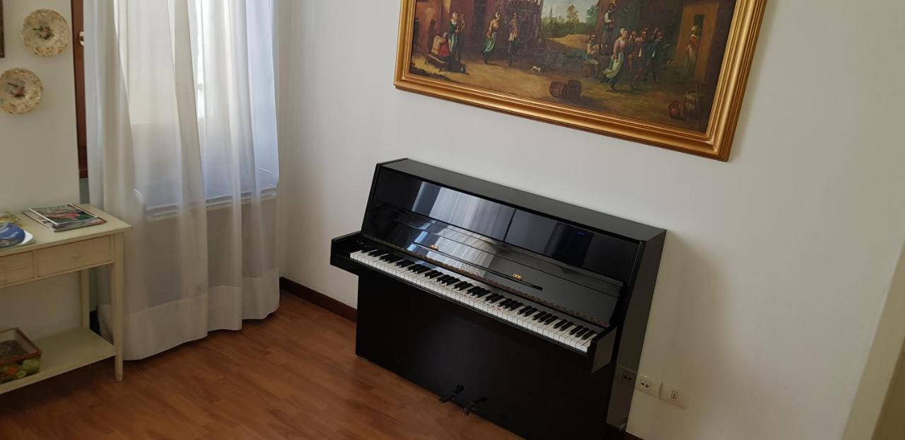 Mi Casa Es Tambien Tu Casa Vips Otel Verona Dış mekan fotoğraf