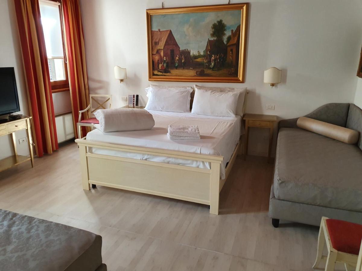 Mi Casa Es Tambien Tu Casa Vips Otel Verona Dış mekan fotoğraf
